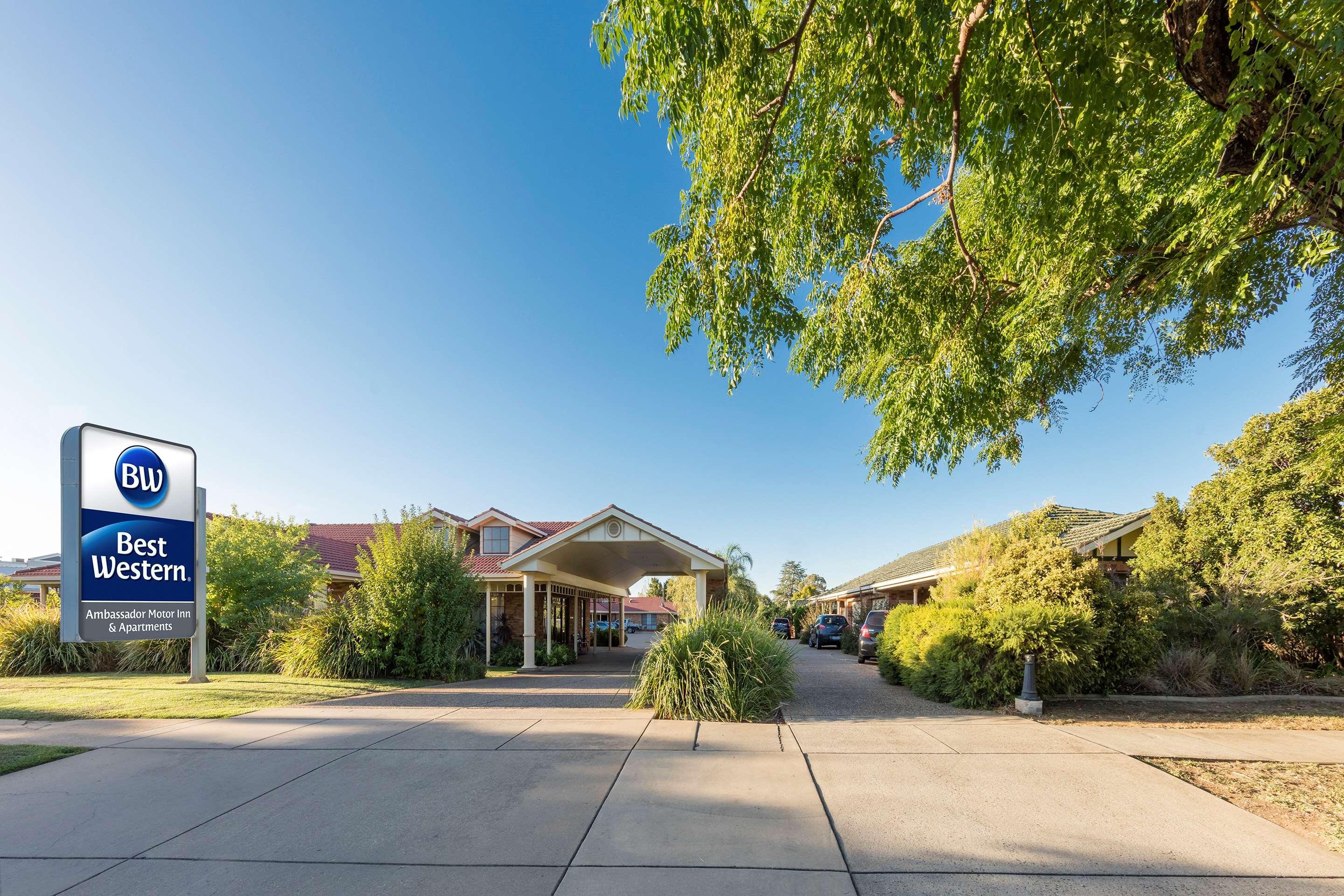 Best Western Ambassador Motor Inn & Apartments Wagga Wagga Eksteriør billede