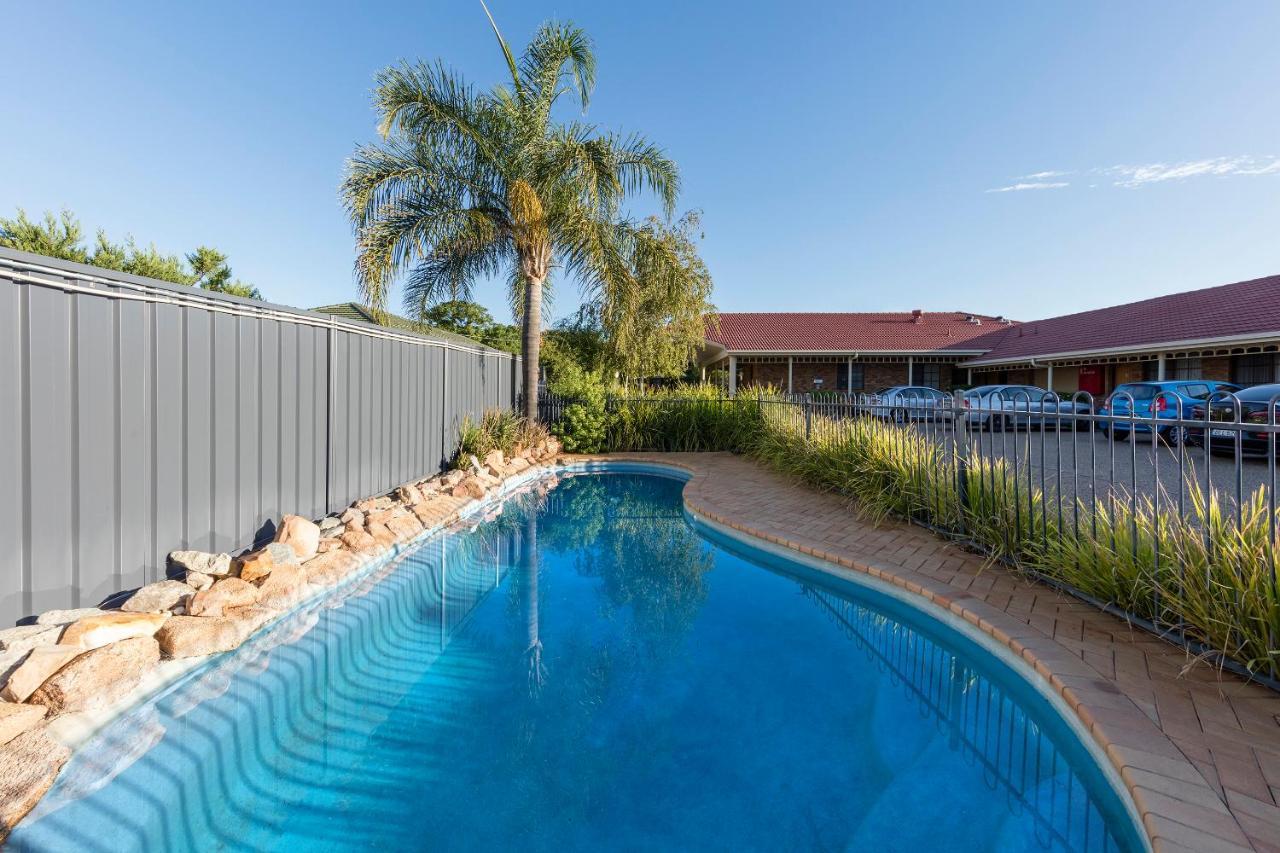 Best Western Ambassador Motor Inn & Apartments Wagga Wagga Eksteriør billede