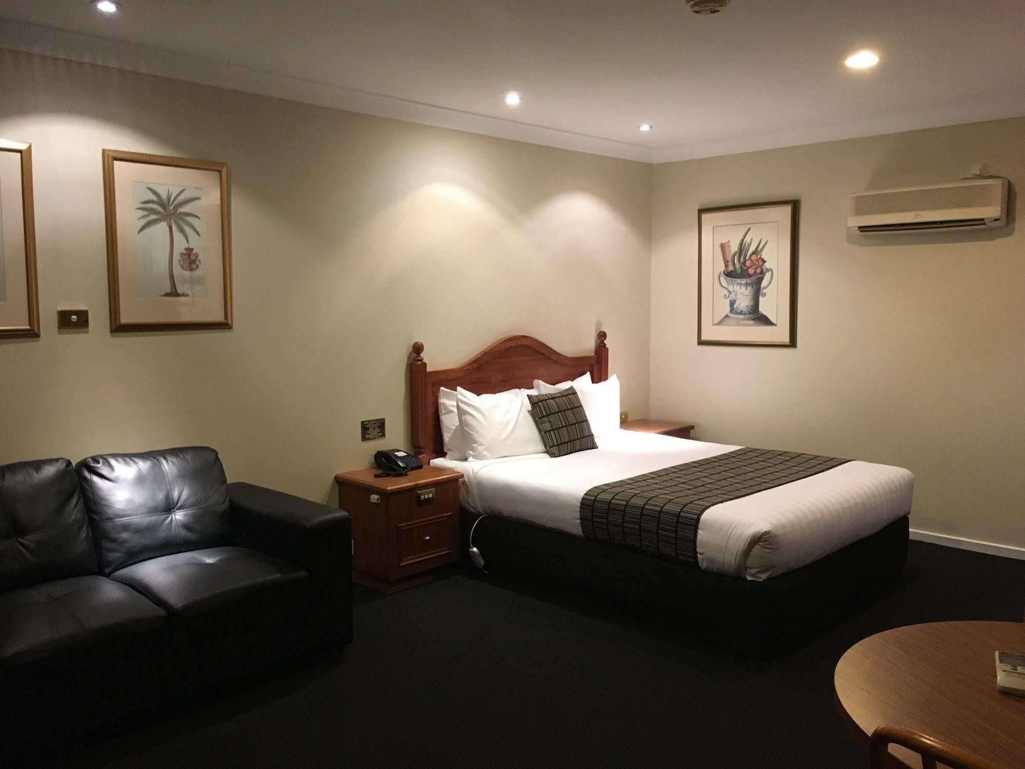 Best Western Ambassador Motor Inn & Apartments Wagga Wagga Eksteriør billede