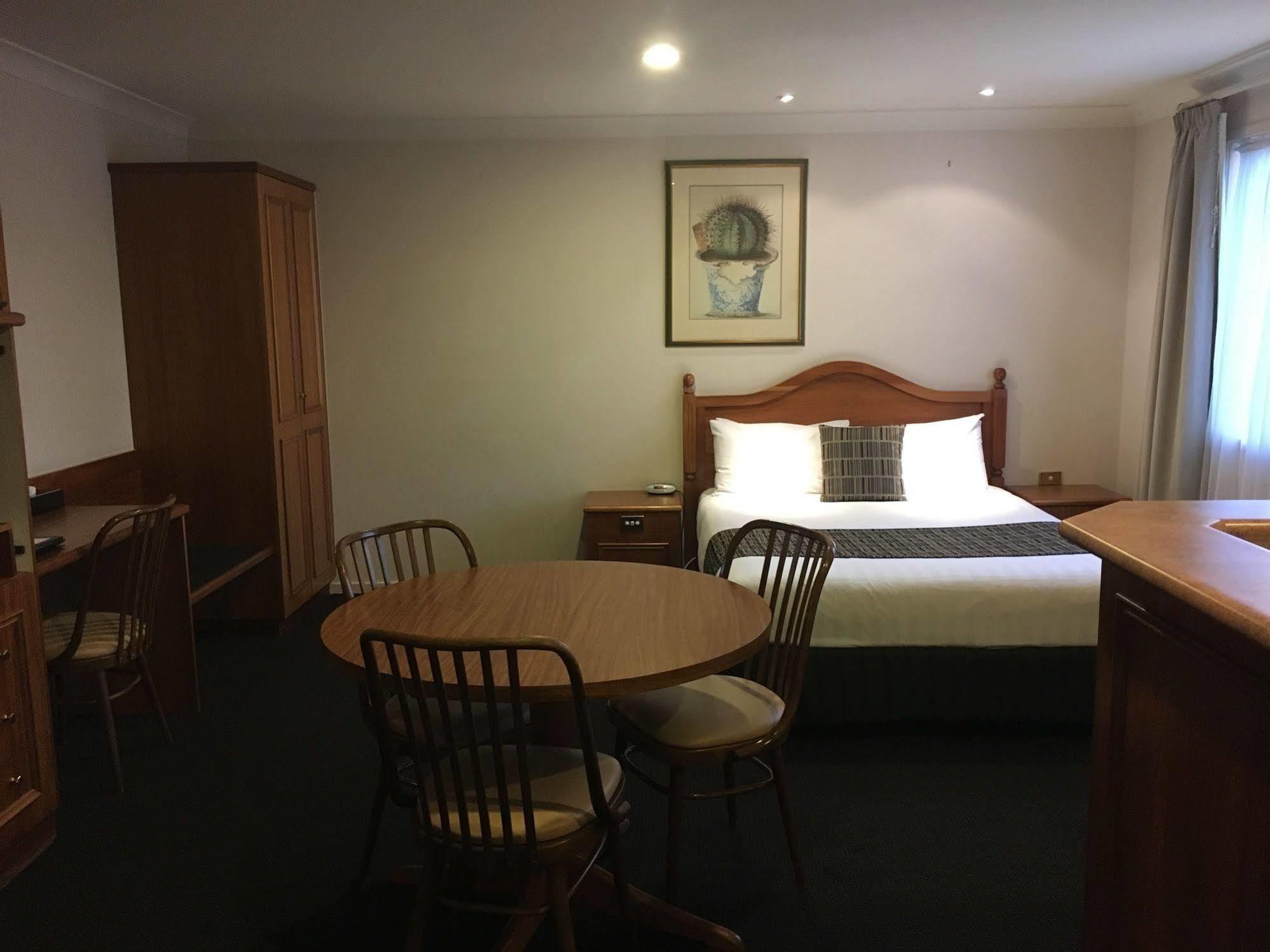 Best Western Ambassador Motor Inn & Apartments Wagga Wagga Eksteriør billede