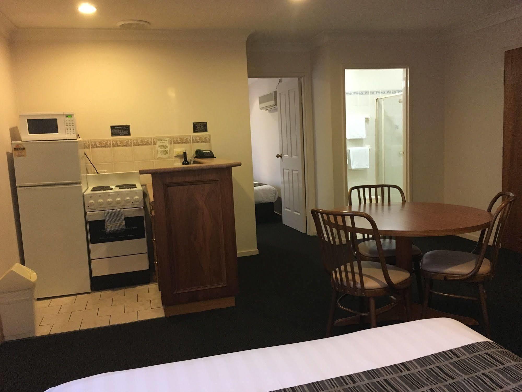 Best Western Ambassador Motor Inn & Apartments Wagga Wagga Eksteriør billede